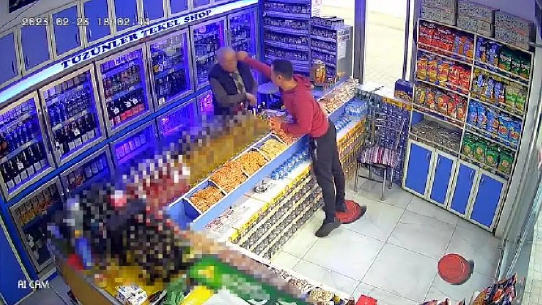 TEKEL BAYİNE GELEN GENÇ İŞ YERİ SAHİBİNE ÇAKI SAPLADI