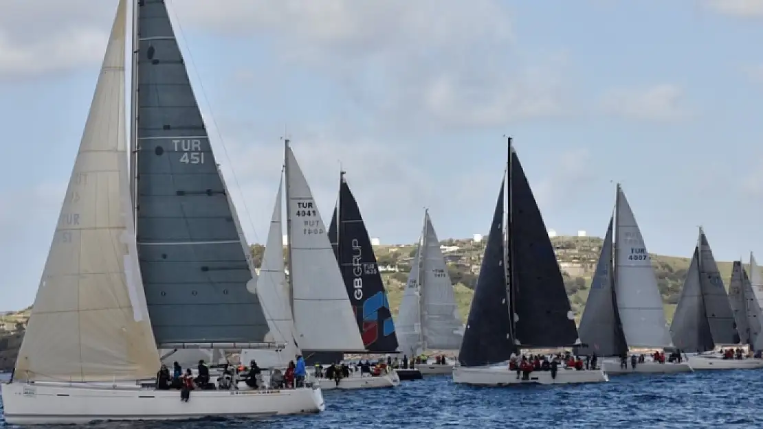 BODRUM'DAKİ YELKENDE SCHÜCO-BAYK KIŞ TROFESİ'NİN DÖRDÜNCÜ AYAK YARIŞLARI TAMAMLANDI