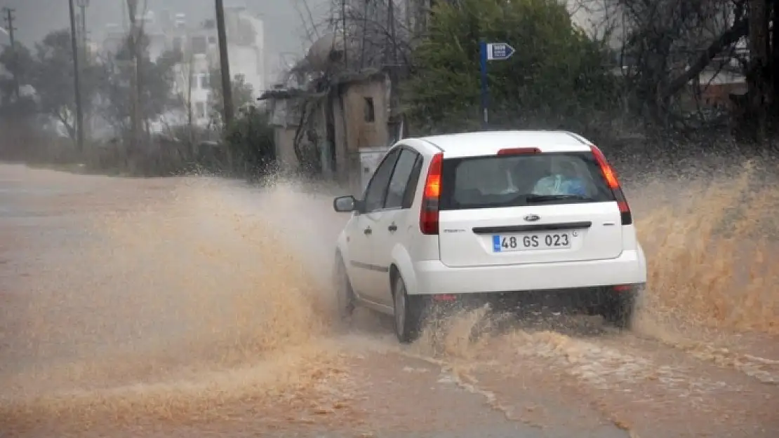 METEOROLOJİ'DEN MUĞLA'YA SAĞANAK YAĞIŞ UYARISI