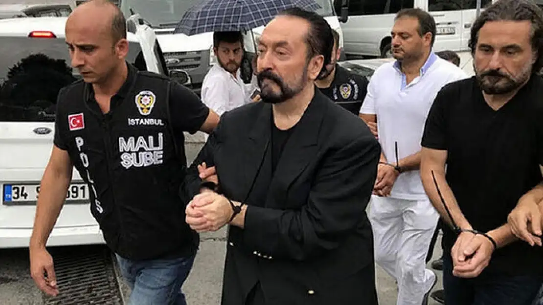 ADNAN OKTAR'IN CEZASI ONANDI: 8 BİN 658 YIL HAPİS