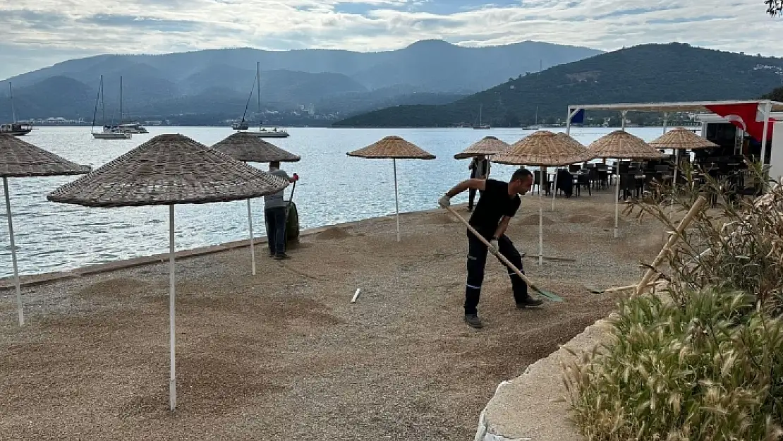 BODRUM'DA HALK PLAJLARI SEZONA HAZIRLANIYOR