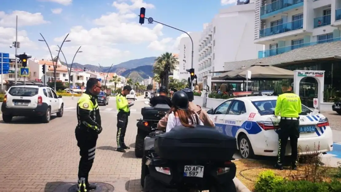 MARMARİS'TEKİ TRAFİK UYGULAMARI SÜRÜYOR