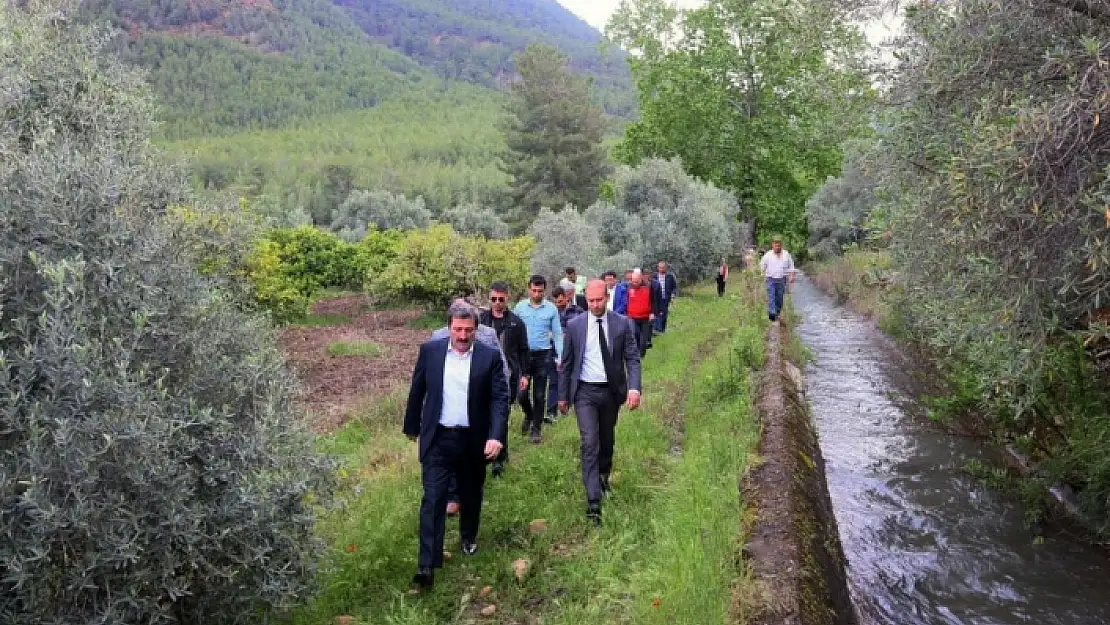 VALİ TAVLI KÖYCEĞİZ'DE PROJE PAYDAŞLARIYLA BULUŞTU