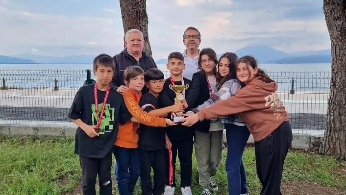 KÖYCEĞİZ'DE MUĞLA KULÜPLER SATRANÇ BİRİNCLİĞİ TAMAMLANDI