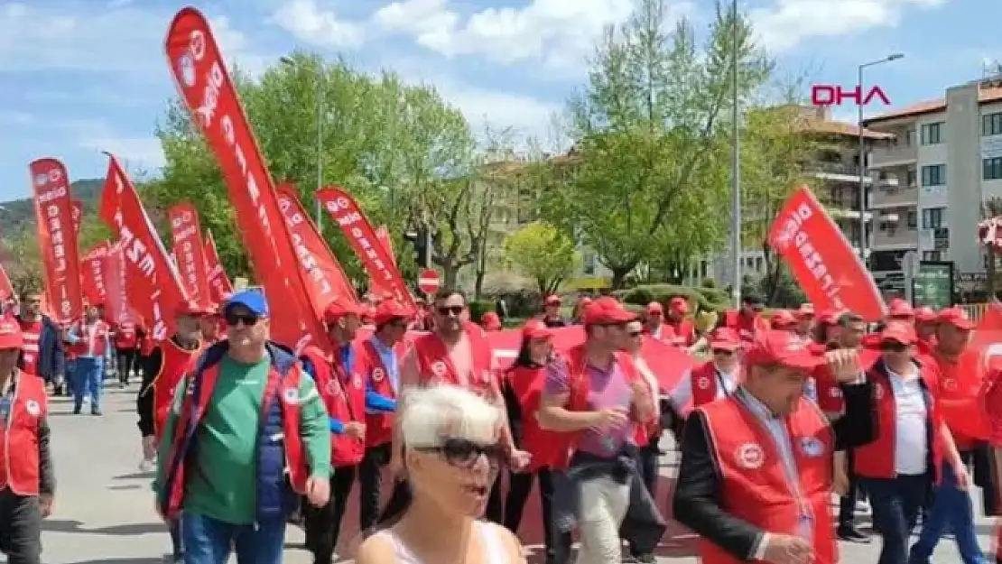 MUĞLA'DA 1 MAYIS KUTLAMALARI RENKLİ GÖRÜNTÜLERE SAHNE OLDU