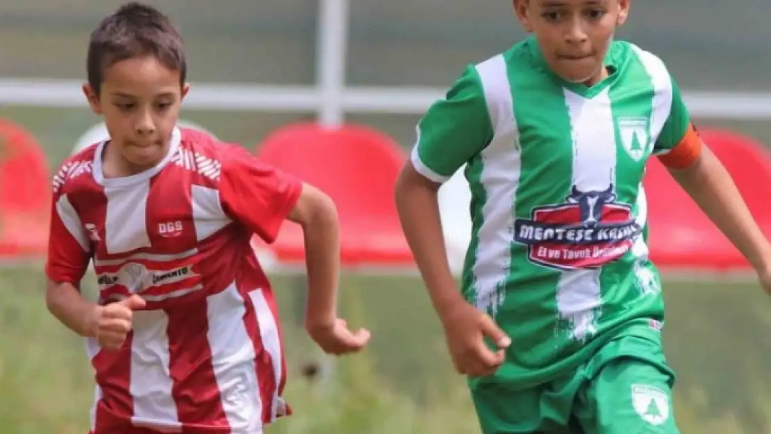 ŞAMPİYON: MUĞLA U-11 TAKIMI!