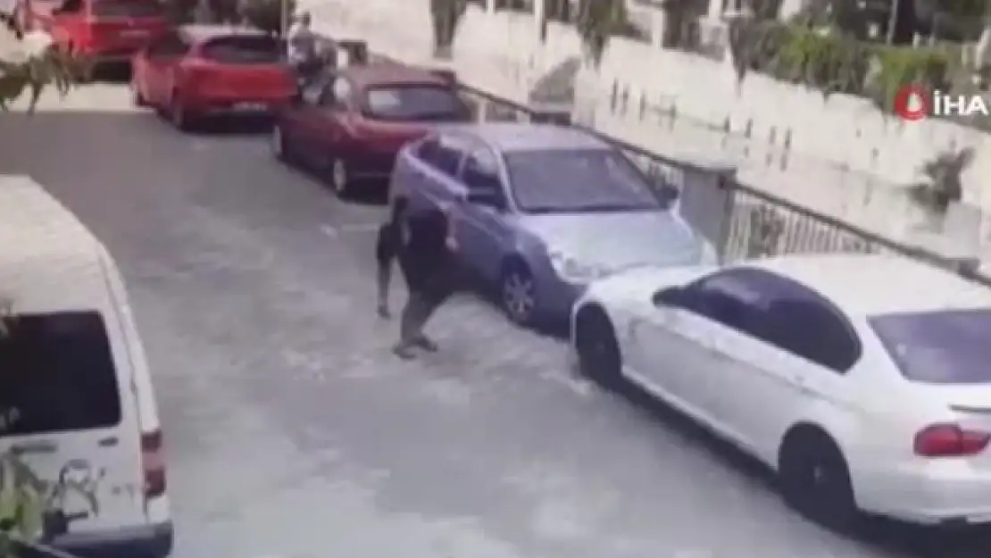 MARMARİS'TE SPORCULARIN ÇANTALARINI ÇALAN HIRSIZLAR YAKALANDI
