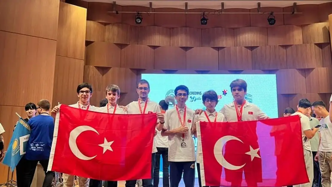 MATEMATİK OLİMPİYATLARINDA 6 MADALYA TÜRKİYE'NİN