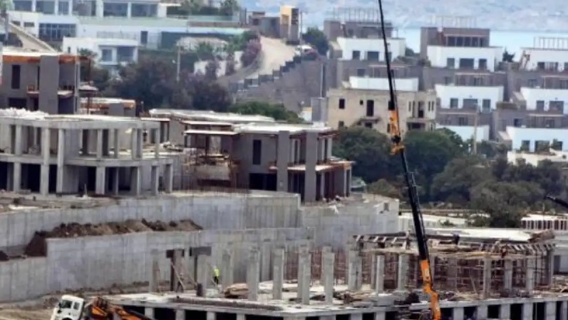 BODRUM'DA İNŞAAT YASAĞINA UYMAYAN FİRMALARA CEZA KESİLDİ