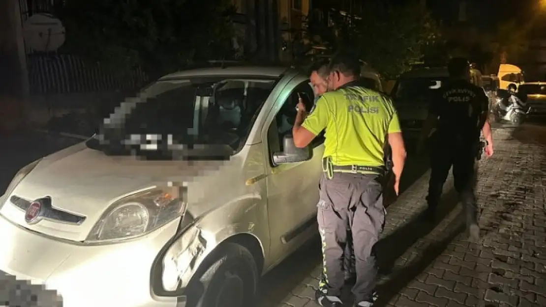 MİLAS'TA POLİSLE OTOMOBİL SÜRÜCÜSÜ ARASINDA NEFES KESEN KOVALAMACA