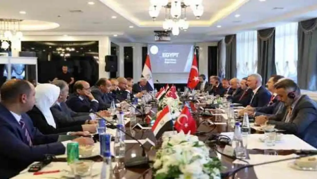 TİCARET BAKANI BOLAT, MISIRLI MEVKİDAŞI AHMET SAMİR SALEH İLE GÖRÜŞTÜ