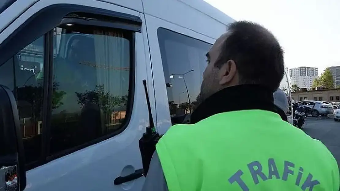 MUĞLA'DA OKUL SERVİSİ DENETİMLERİNDE 237 SÜRÜCÜYE CEZA