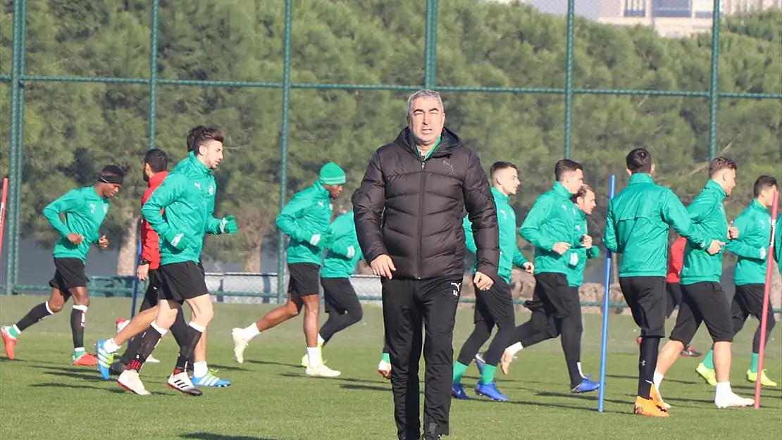 Bursaspor, Fenerbahçe maçına kilitlendi