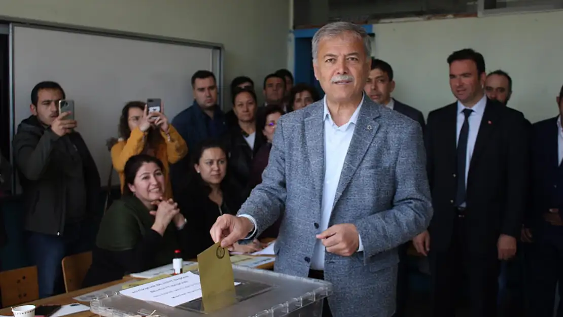 MEHMETNİL HIDIR OYUNU KULLANDI