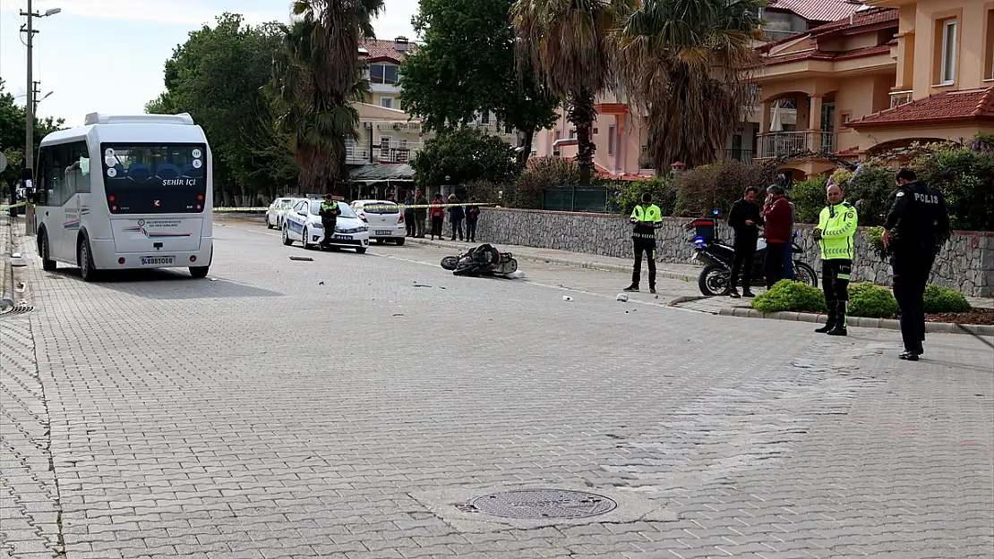 MUĞLA'DA MOTOSİKLET KAZASI 1 ÖLÜ!