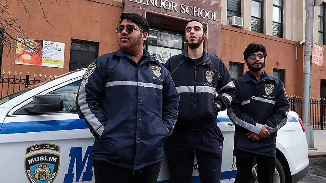 NEW YORK'TA 'MÜSLÜMAN TOPLUM DEVRİYESİ' GÖREVE BAŞLADI