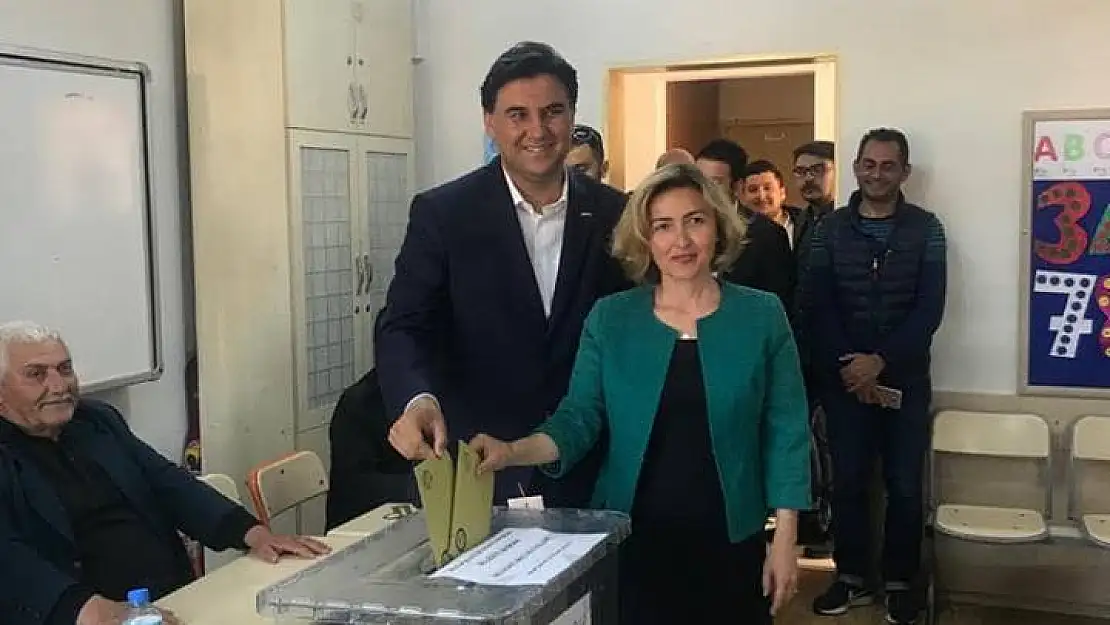 FETHİYE'DE CHP'Lİ ALİM KARACA KAZANDI