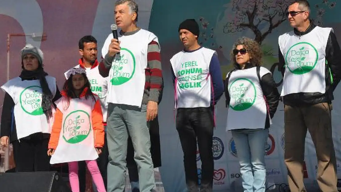 Badem Çiçeği Festivali'nde yerel tohumlara sahip çıkma çağrısı
