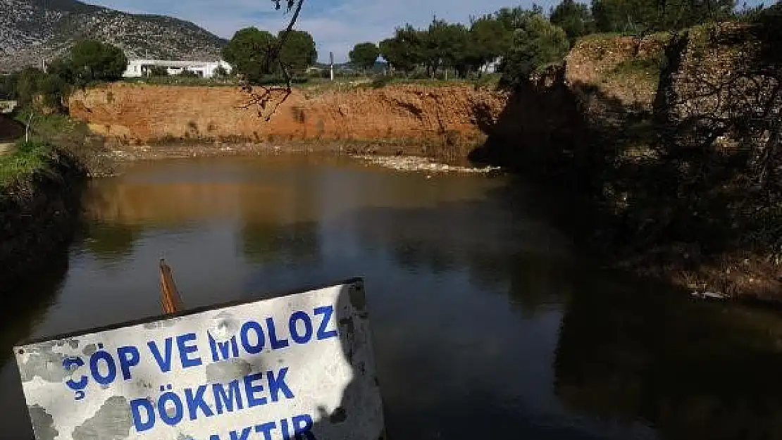 Bodrum Bitez'deki Su Bendi Çöplüğe Döndü
