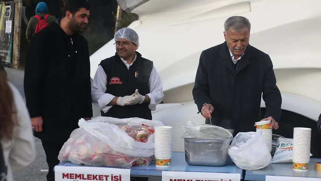 MEHMET NİL HIDIR'DAN MSKÜ ÖĞRENCİLERİNE SABAH ÇORBASI