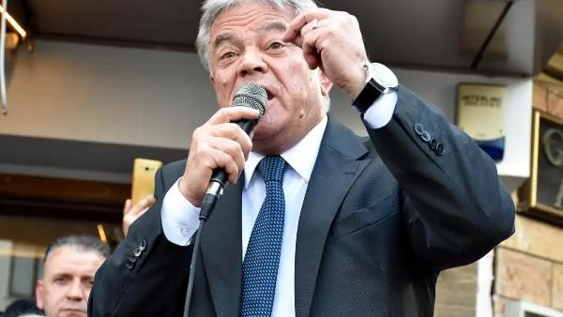 Marmaris Belediye Başkanı ve ilçe yönetim kurulu, CHP'den istifa etti