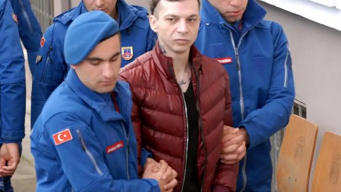 FETHİYE'DE EŞİNİ DÖNER BIÇAĞIYLA YARALAYAN SANIĞA HAPİS!