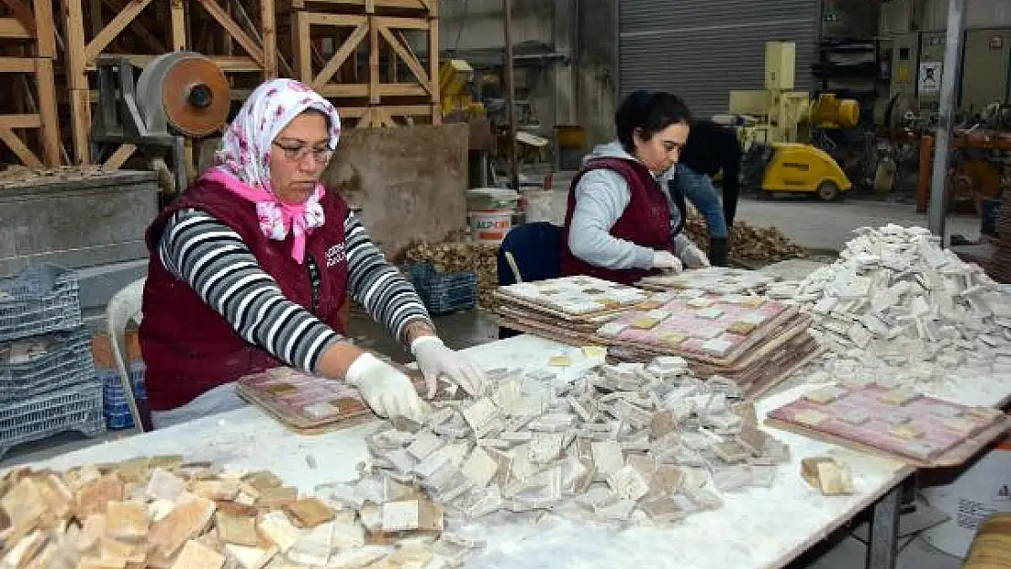MUĞLA'LI KADINLARIN ELLERİNDEN DÜNYAYA İHRAÇ EDİLİYOR