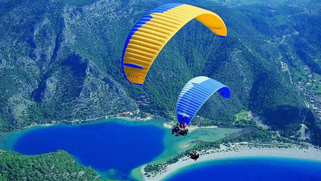 FETHİYE'DE PARAŞÜT KAZASI: 2 ÖLÜ