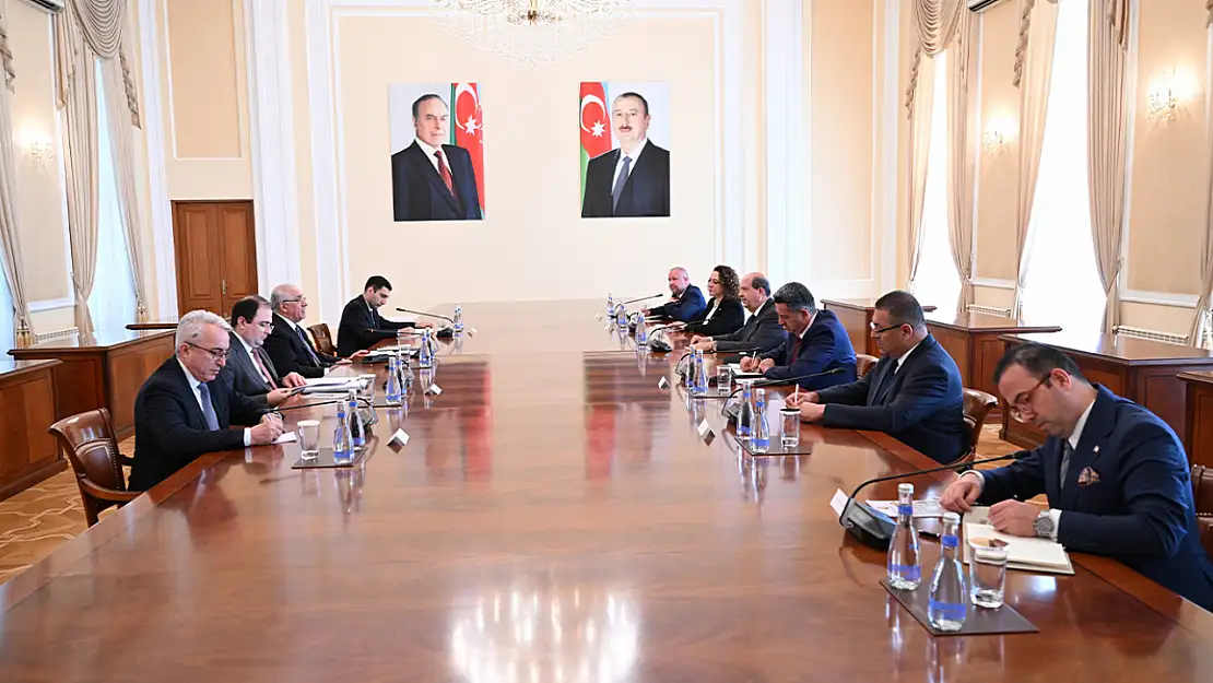 KKTC Cumhurbaşkanı Tatar ile Azerbaycan Başbakanı Asadov bir araya geldi