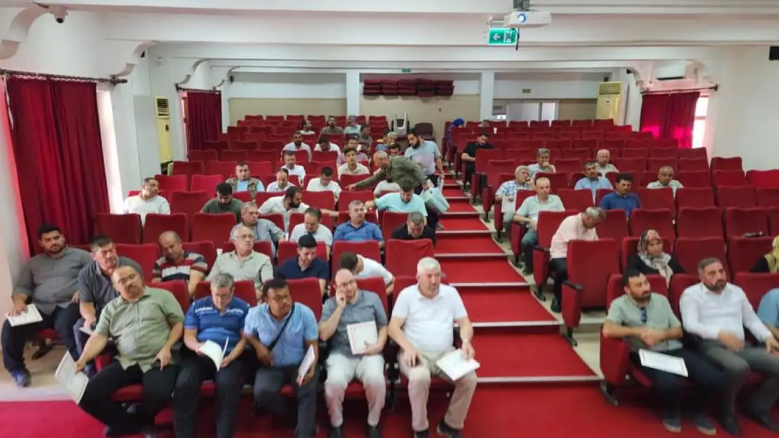 Köyceğiz'de Yaz Kur'an Kursları öncesi din görevlilerine seminer