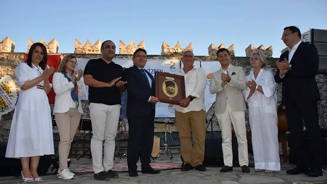 Marmaris'te 2200 Yıllık bronz heykel sergilendi