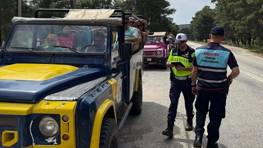 Marmaris'te safari araçlarına sıkı denetim: 3 araç trafikten men edildi