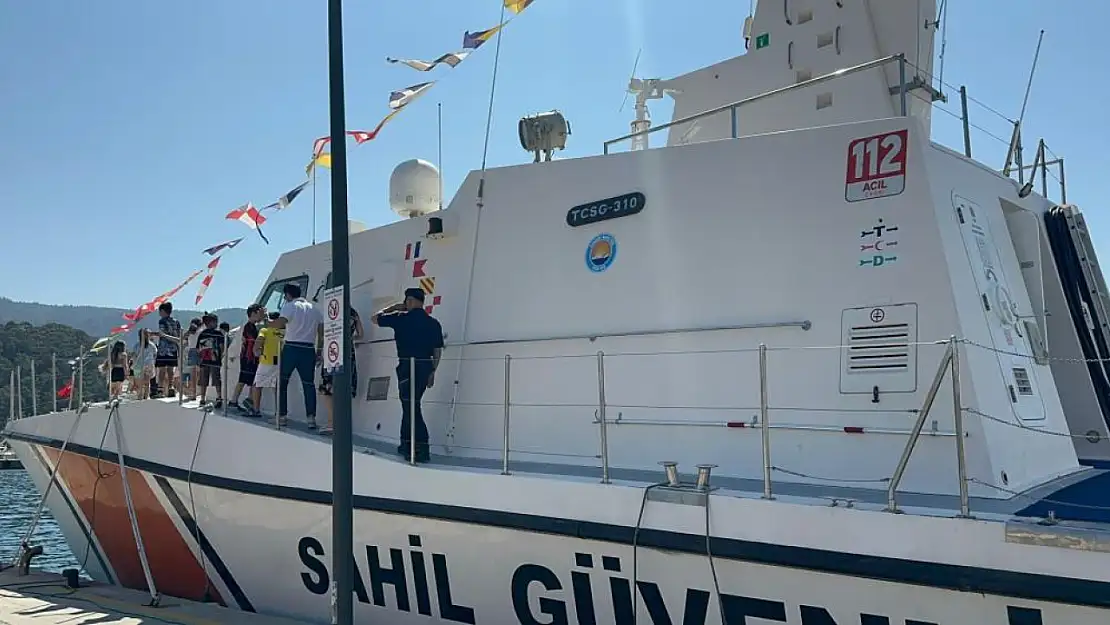 Marmaris'te Sahil Güvenlik TCSG-310 halkın ziyaretine açıldı