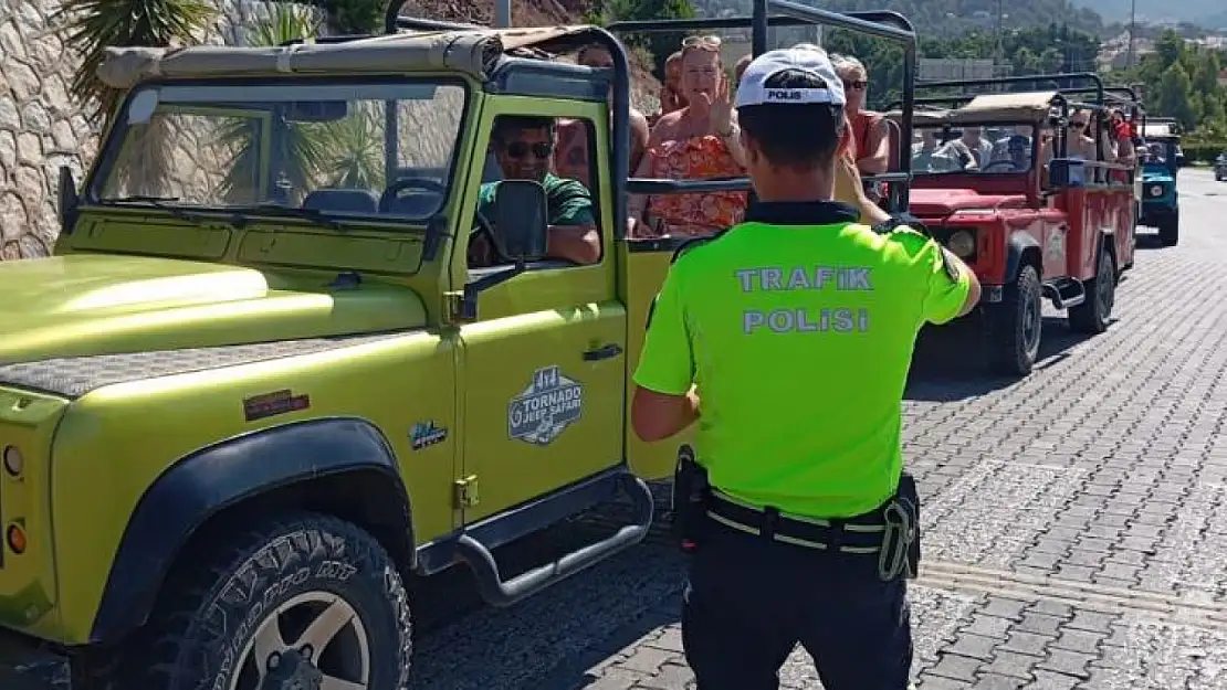 Marmaris'te trafik denetimleri devam ediyor! 109 bin TL para cezası kesildi