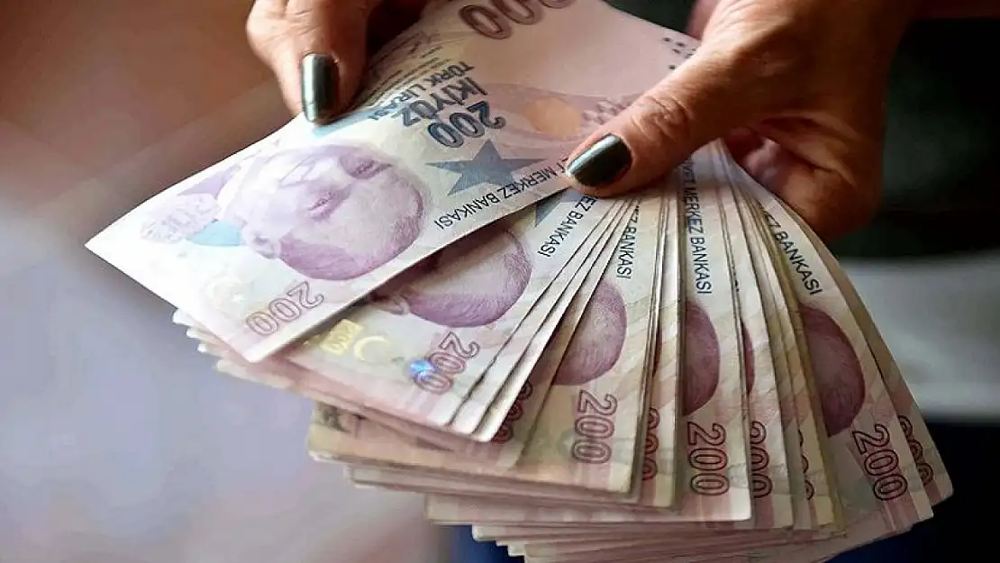 Memur ve emekliler için yeni zam teklifi yarın açıklanacak!