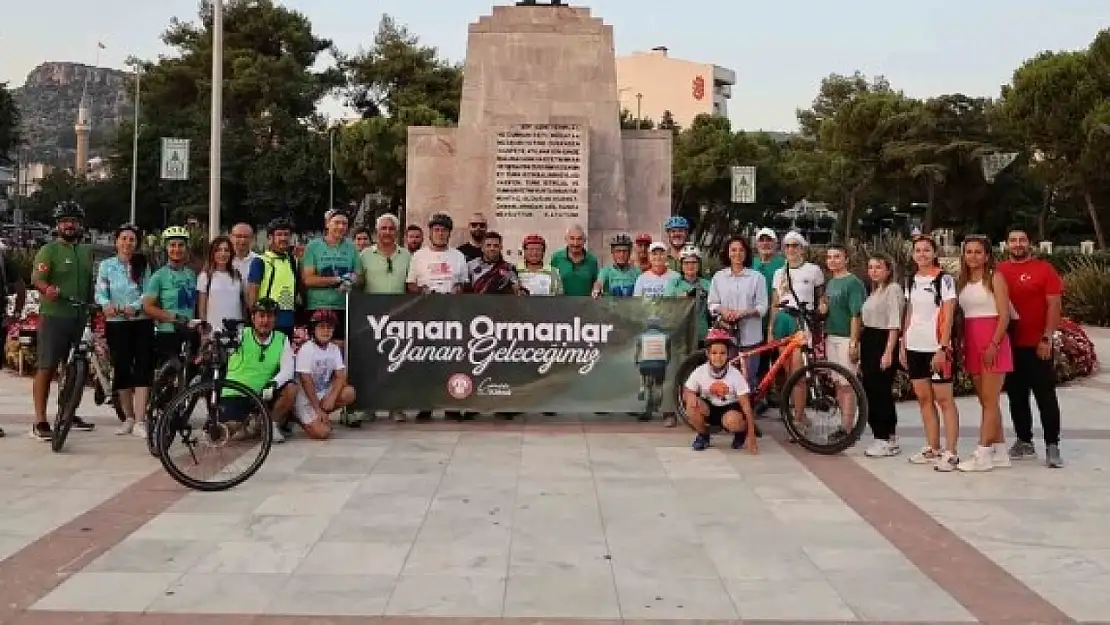 Menteşe'de bisiklet etkinliği: Orman yangınlara karşı pedal çevirip fidan diktiler