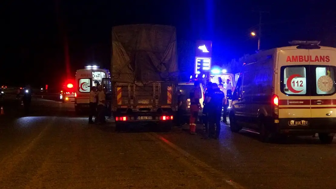 Menteşe'de korkunç kaza: 6 kişi yaralandı