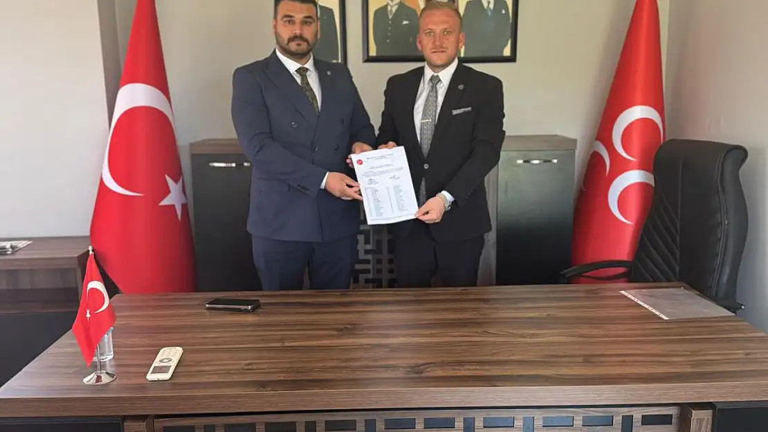 Menteşe MHP'de yeni dönem: Kadir Türk ilçe başkanlığına atandı
