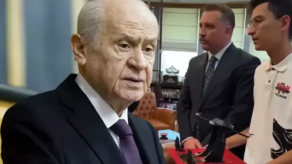 MHP lideri ismini koydu! Yerli İHA 'TÜRKHAN' Bahçeli'ye takdim edildi