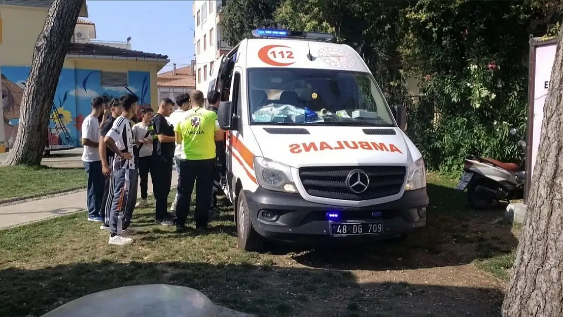 Milas'ta 17 yaşındaki gence bıçaklı saldırı