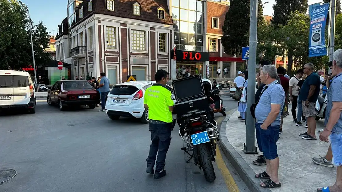 Milas'ta elektronik kelepçeli sürücü polisle tartıştı! Annesi 'beter ol' dedi