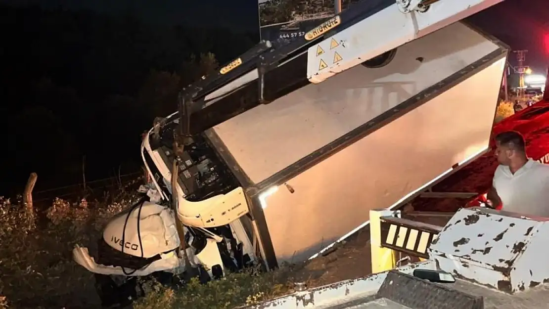 Milas'ta feci kaza! 1 ölü, 1 ağır yaralı