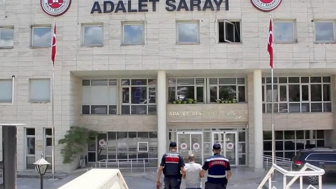 Muğla'da 16 yıl hapis cezası olan dolandırıcı  jandarmadan kaçamadı