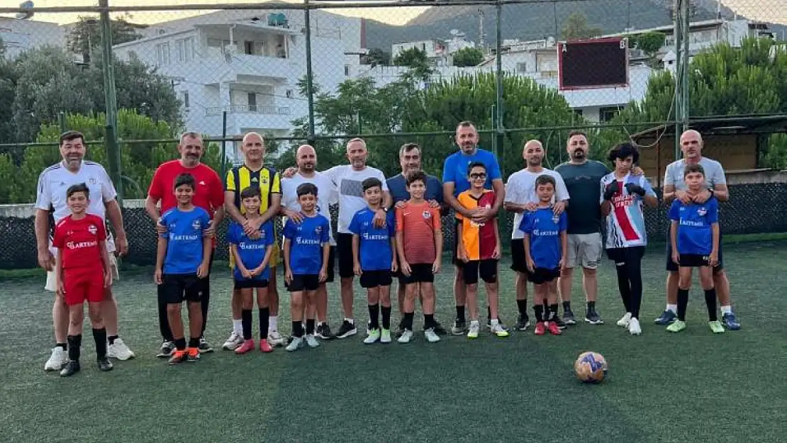 Muğla'da Babalar Günü'ne özel futbol organizasyonu gerçkleştirildi