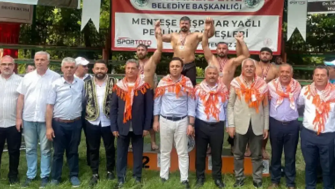 Muğla'da baş pehlivanlık Mehmet Şimşek'in oldu!