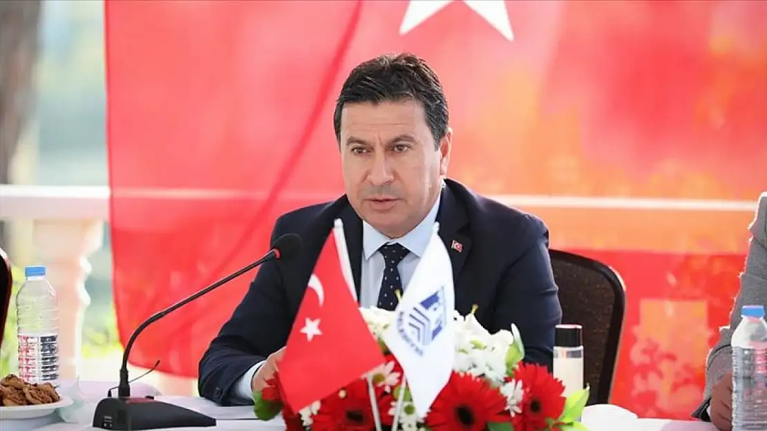Muğla'da siyaset ısındı! Ahmet Aras AK Parti'ye geçeceği yönündeki iddialara yanıt verdi