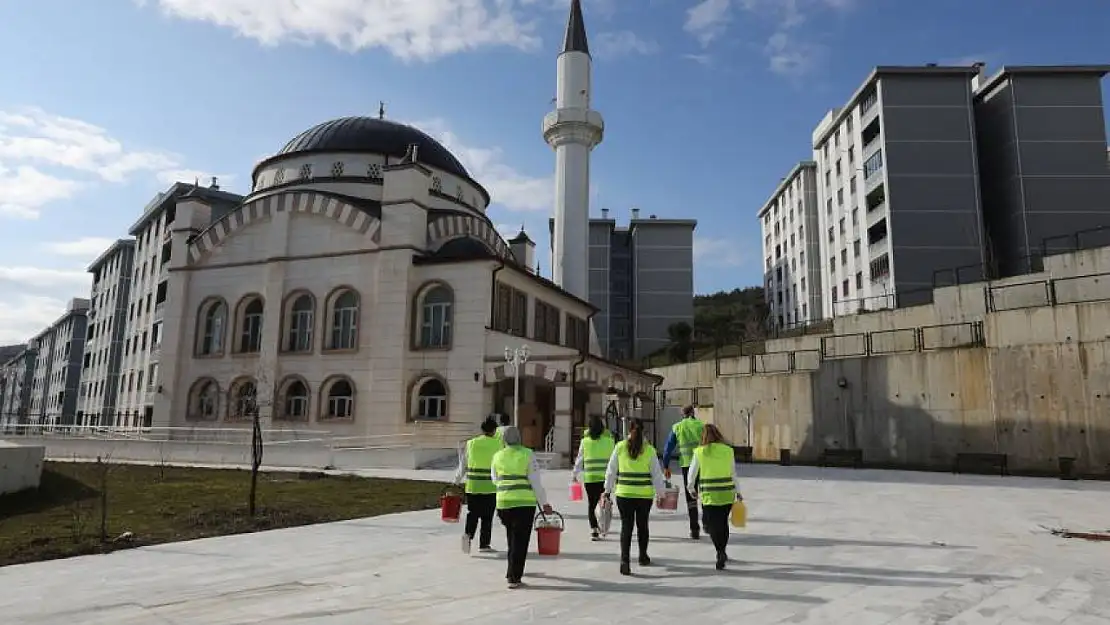 Muğla'daki camilerde Ramazan hazırlığı