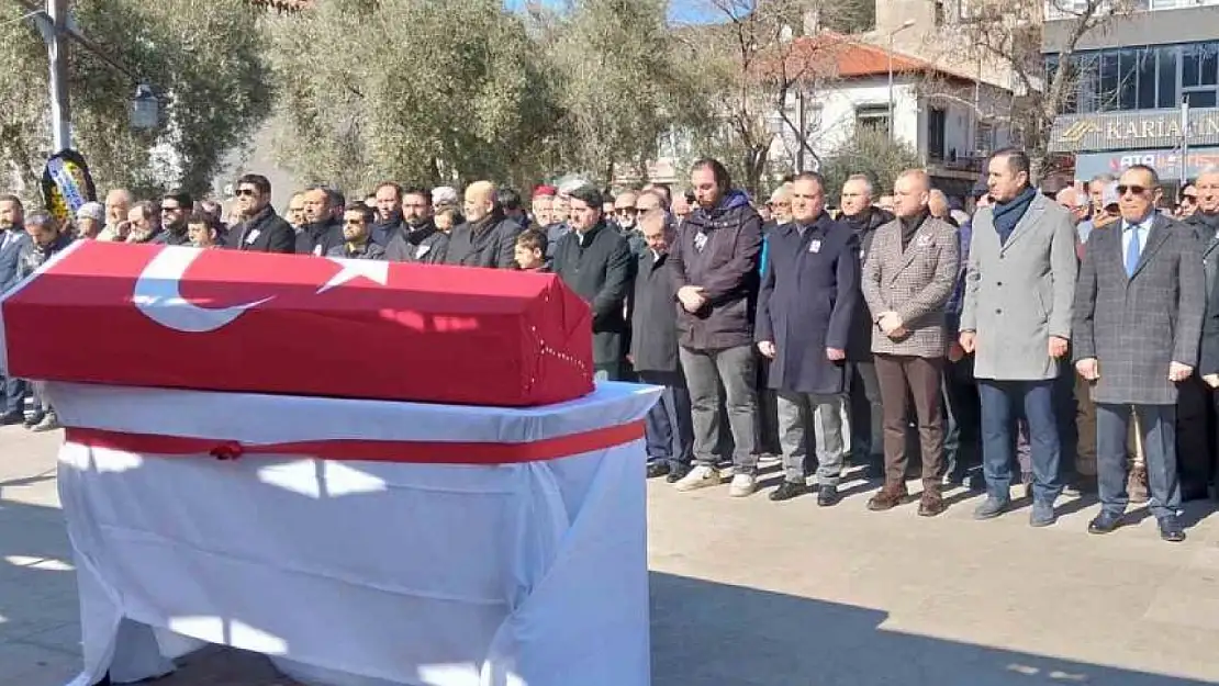 Muğla Eski Vali Yardımcısı Ali Haydar Küçük, Menteşe'de toprağa verildi