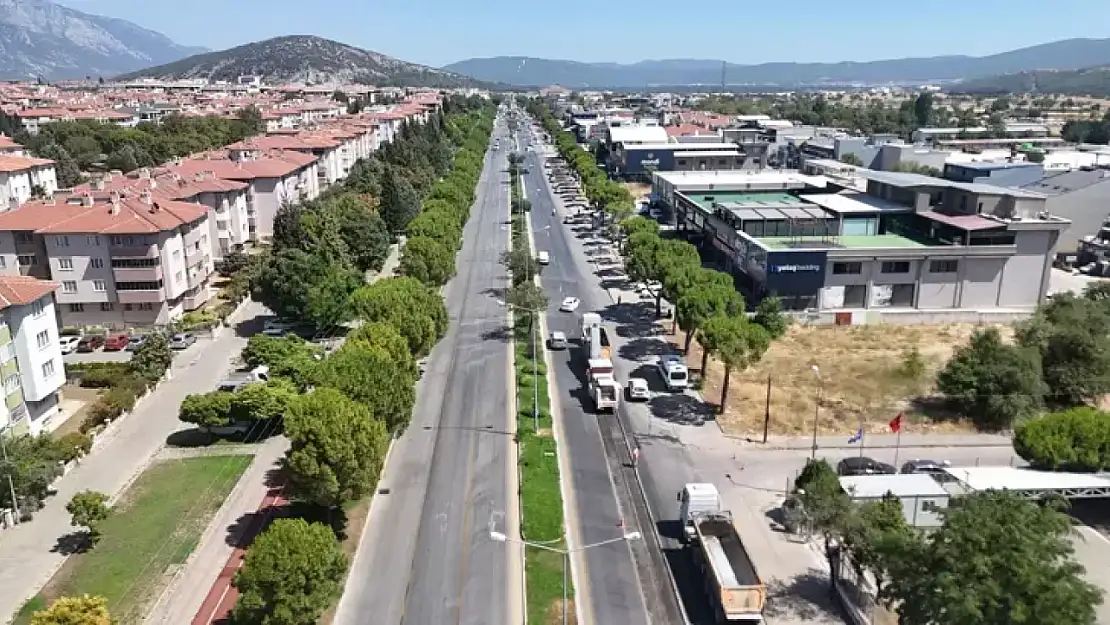 Muğla Menteşe'de asfaltlar yenileniyor!