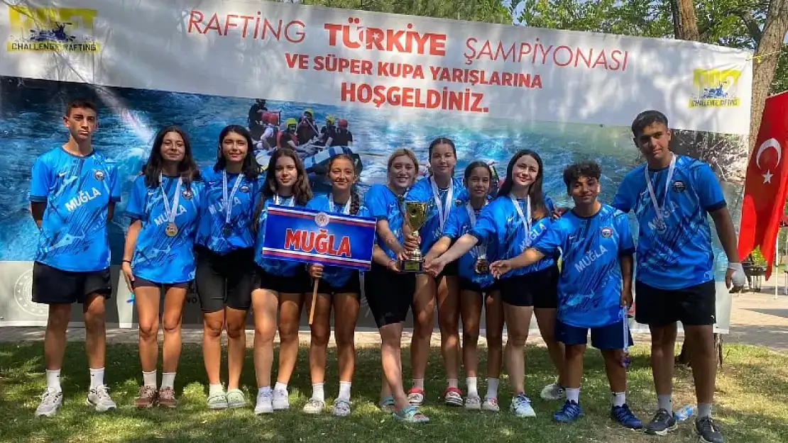 Muğlalı raftingcilerden Tunceli'de büyük başarı!